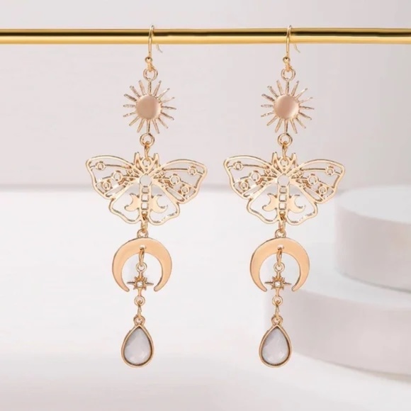 BellanBlue Jewelry - Boho Earrings listing for Live Show
